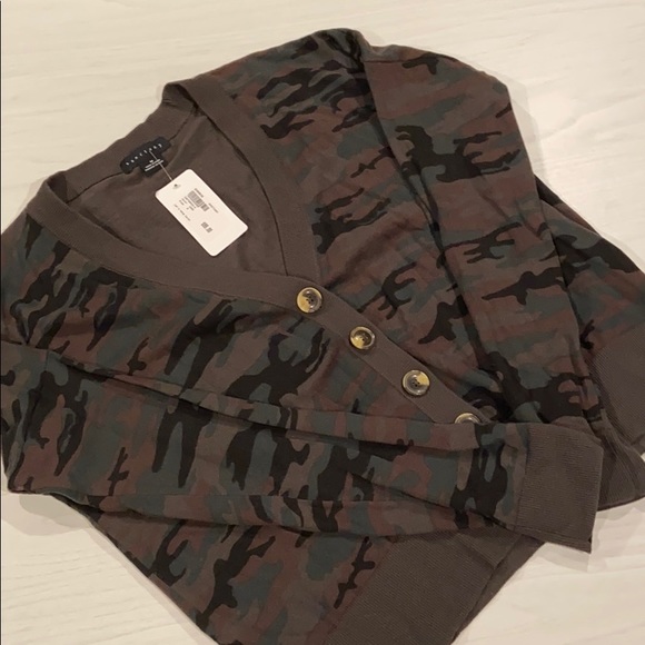 Cardigan - Picture 2 of 3